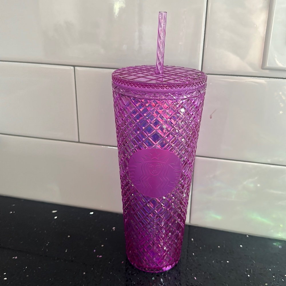 Starbucks purple cup